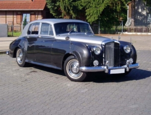 Bentley S1 Limousine Dunedin Private Tours New Zealand